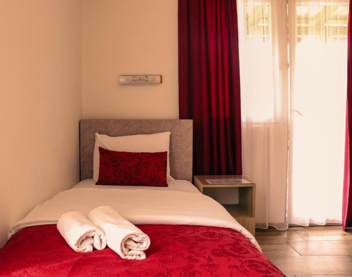 Restoran & Motel Manjez Bijelo Polje Esterno foto